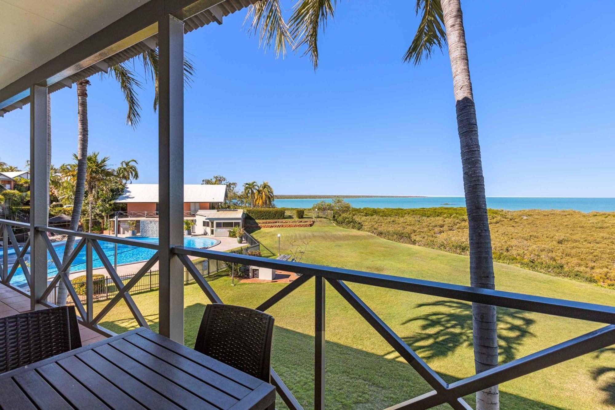 Moonlight Bay Suites Broome Exterior photo