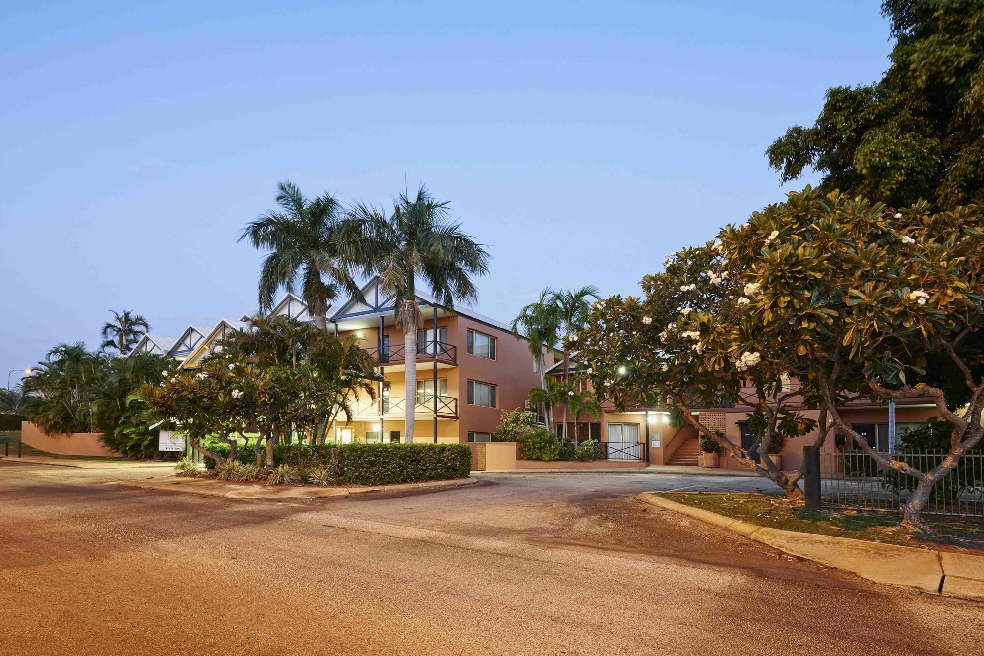 Moonlight Bay Suites Broome Exterior photo