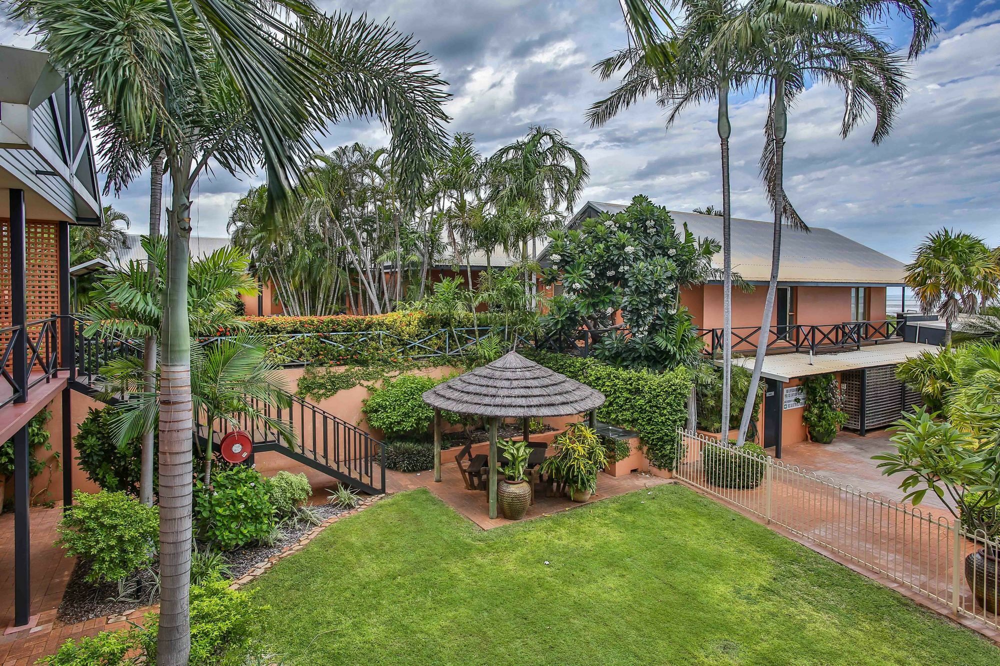 Moonlight Bay Suites Broome Exterior photo